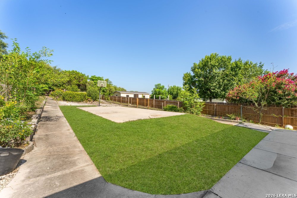 7827 Mainland Woods San Antonio TX 78250