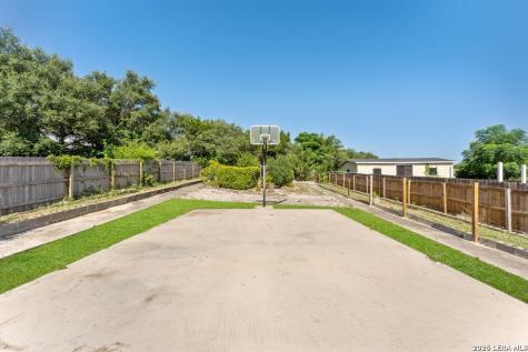 7827 Mainland Woods San Antonio TX 78250