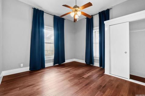 419 E Woodlawn San Antonio TX 78212