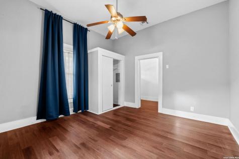 419 E Woodlawn San Antonio TX 78212