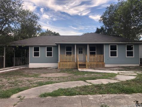 309 Tilden Street Kenedy TX 78119