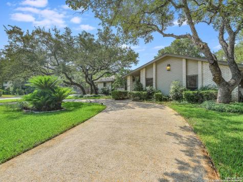 4602 Spotted Oak Woods San Antonio TX 78249