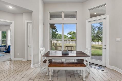 527 James Way Castroville TX 78009