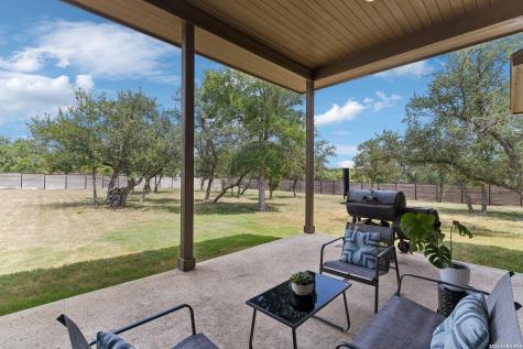 527 James Way Castroville TX 78009