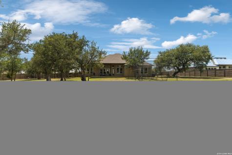 527 James Way Castroville TX 78009