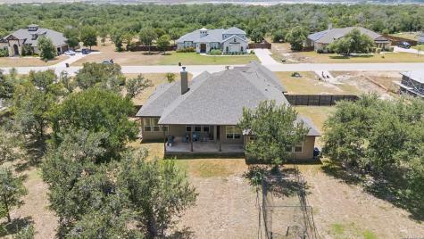 527 James Way Castroville TX 78009