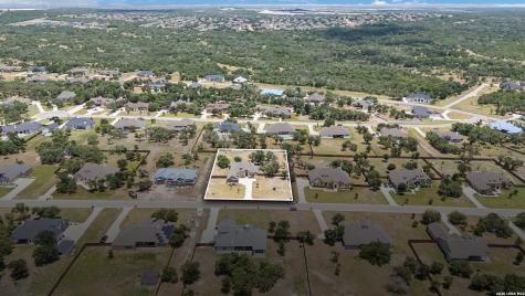 527 James Way Castroville TX 78009