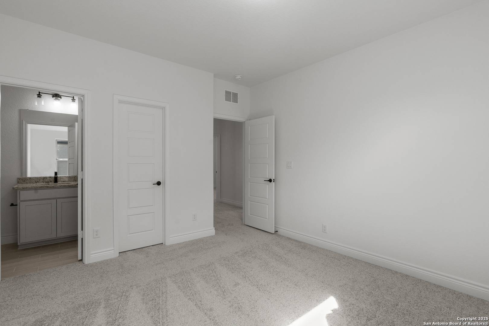 12421 Dime Box San Antonio TX 78253