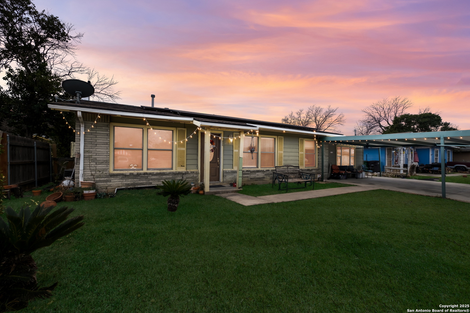 530 Pinewood Lane San Antonio TX 78216