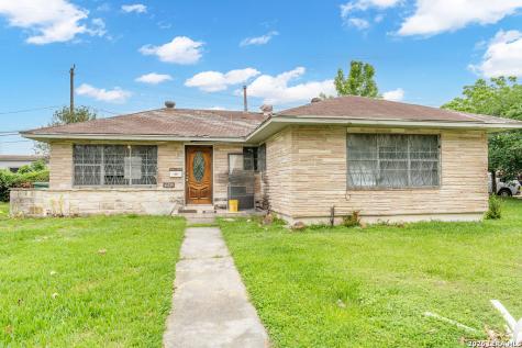 10235 Lafferty Oaks Street Houston TX 77013