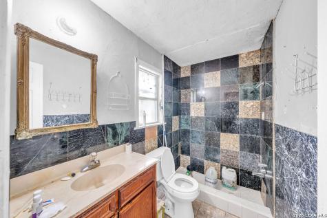 10235 Lafferty Oaks Street Houston TX 77013