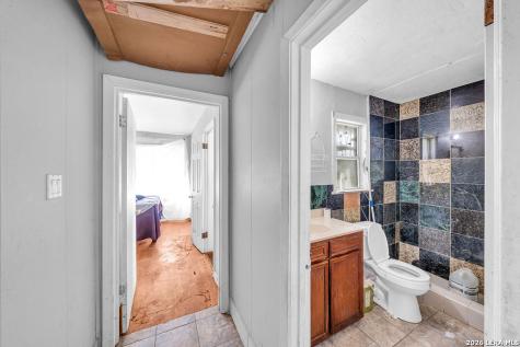 10235 Lafferty Oaks Street Houston TX 77013