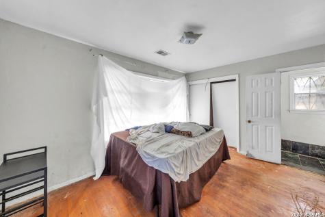 10235 Lafferty Oaks Street Houston TX 77013