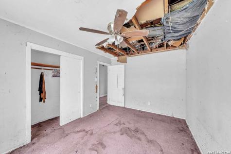 10235 Lafferty Oaks Street Houston TX 77013