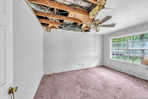 10235 Lafferty Oaks Street Houston TX 77013