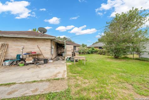 10235 Lafferty Oaks Street Houston TX 77013