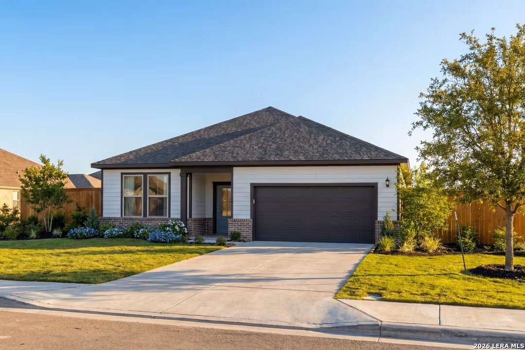 16631 Rosemary Ridge Elmendorf TX 78112