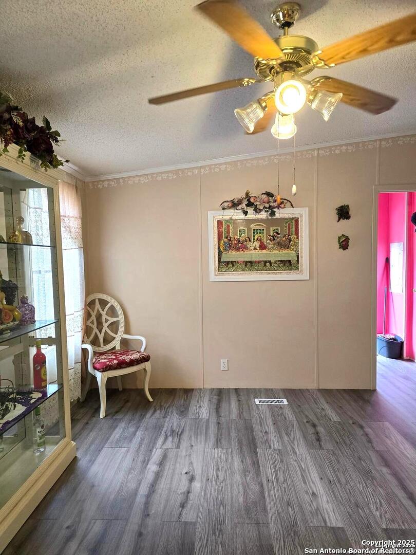 260 Savannah Grove Von Ormy TX 78073