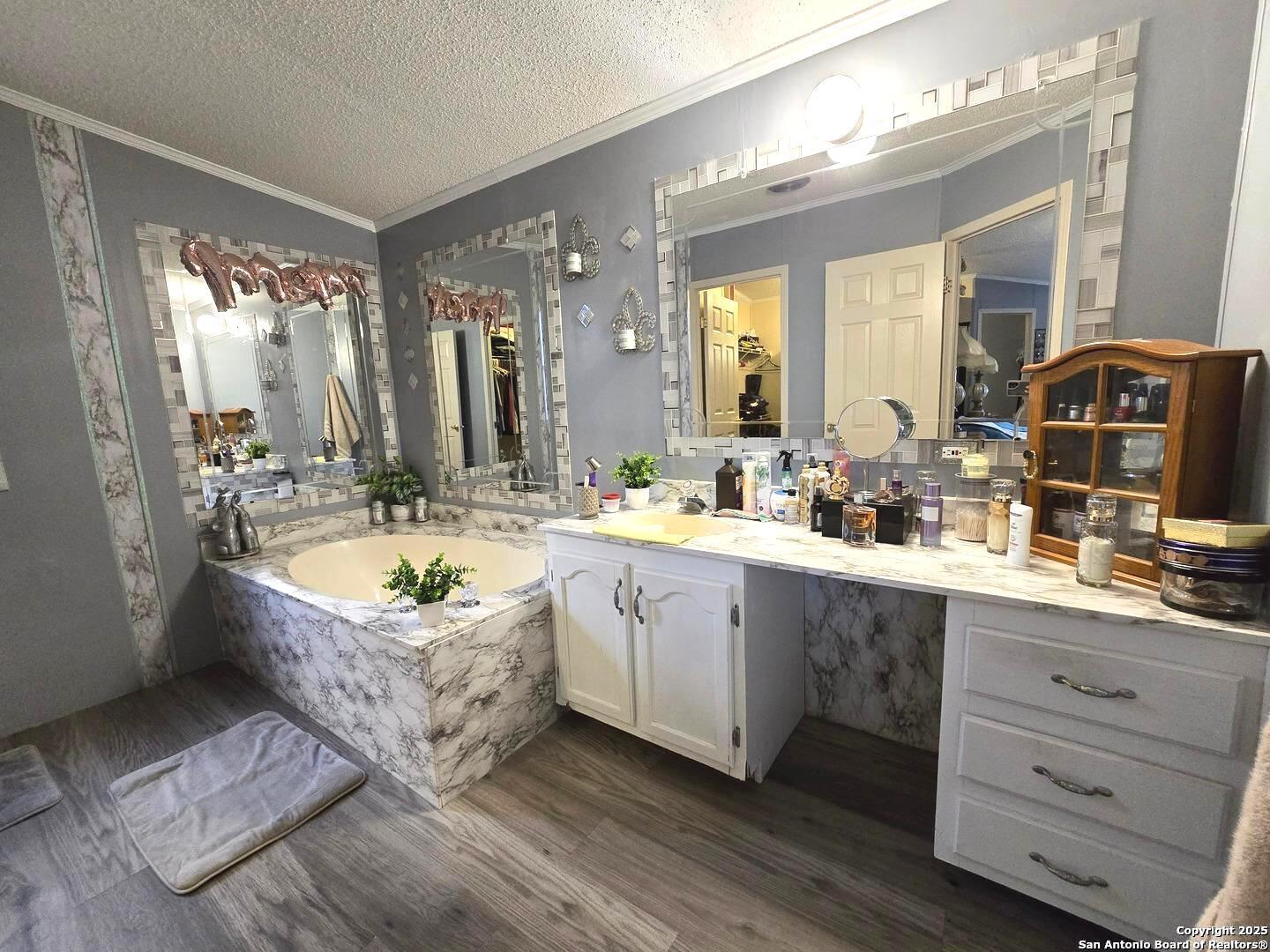 260 Savannah Grove Von Ormy TX 78073