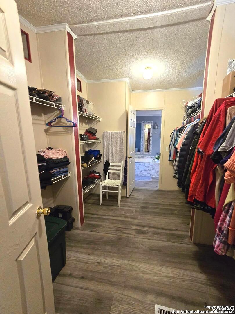 260 Savannah Grove Von Ormy TX 78073