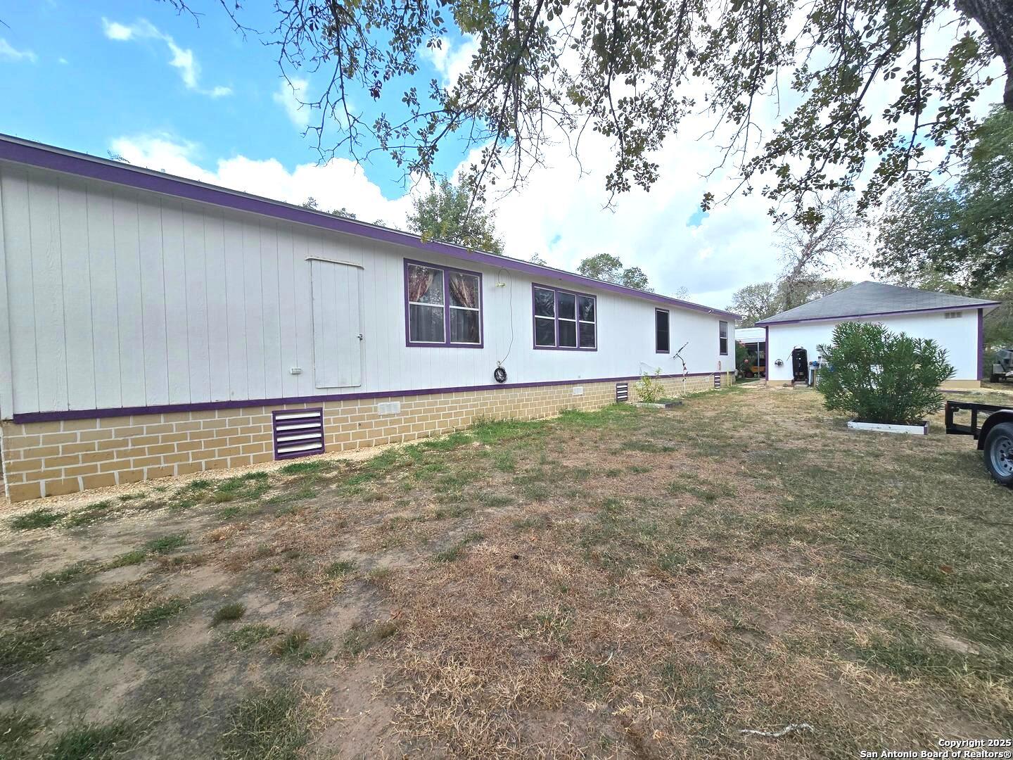 260 Savannah Grove Von Ormy TX 78073