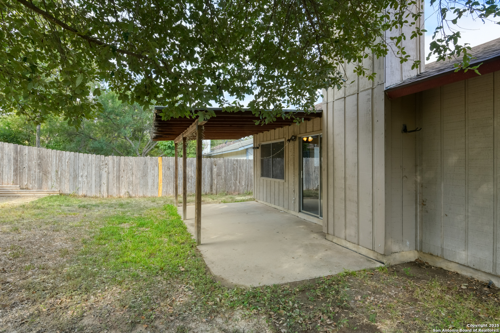 5818 Brambletree San Antonio TX 78247
