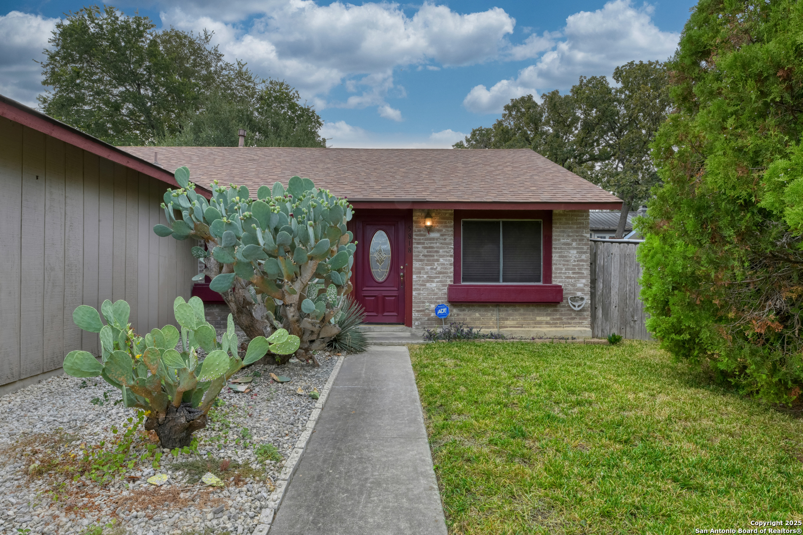 5818 Brambletree San Antonio TX 78247
