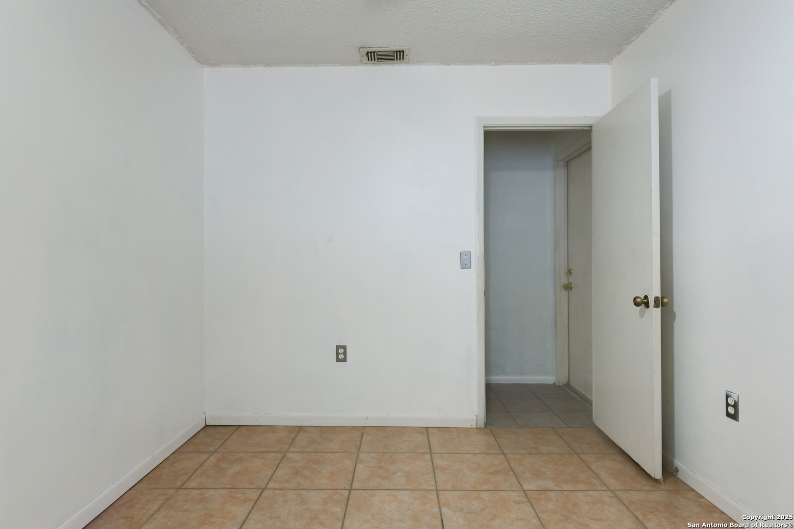 5818 Brambletree San Antonio TX 78247