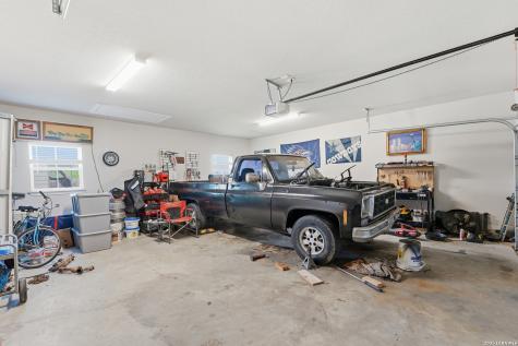 149 W Short Meadow Drive Lytle TX 78052