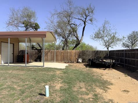 149 W Short Meadow Drive Lytle TX 78052