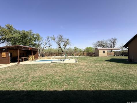 149 W Short Meadow Drive Lytle TX 78052
