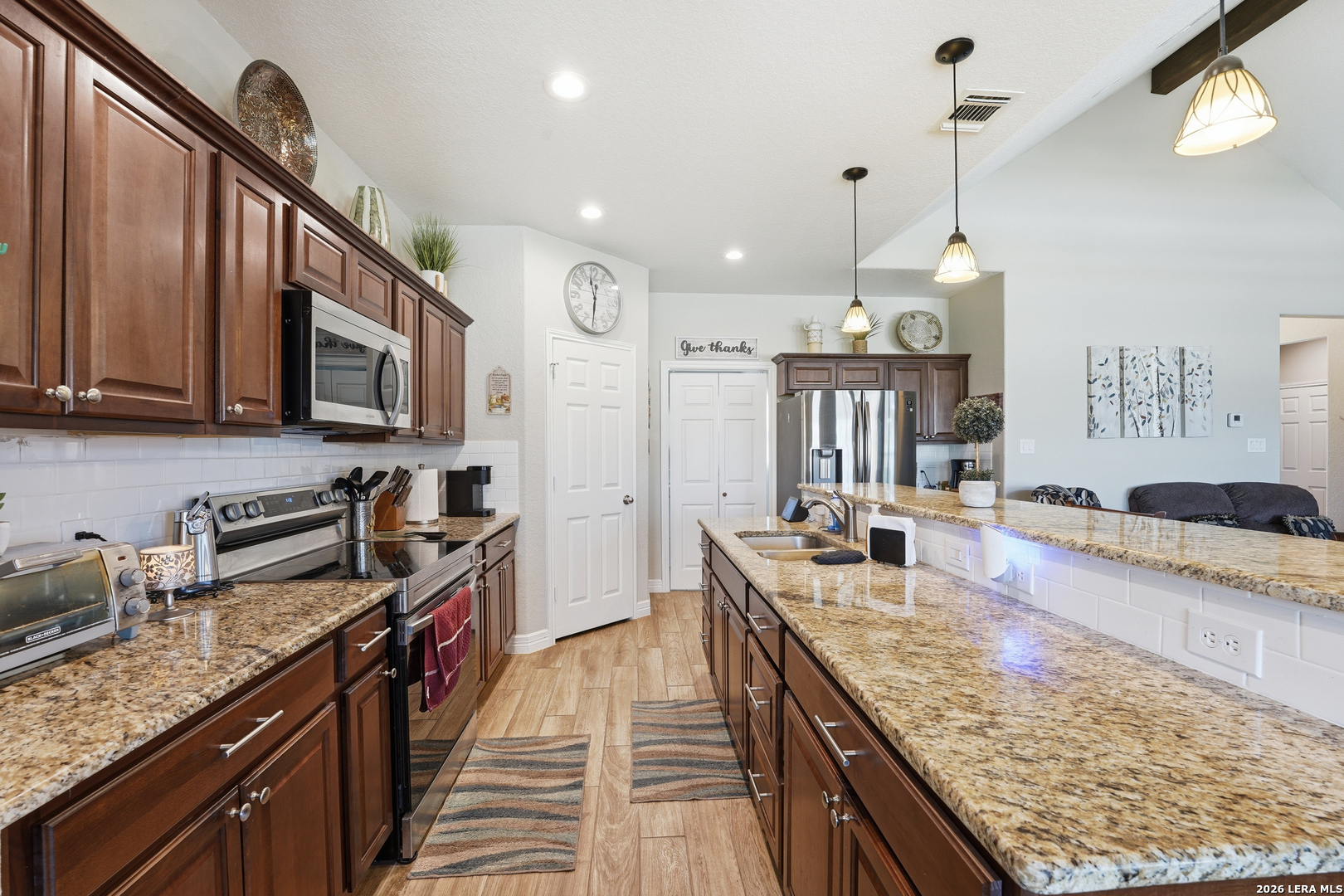 149 W Short Meadow Drive Lytle TX 78052