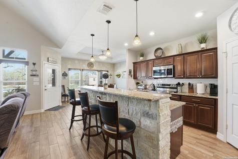 149 W Short Meadow Drive Lytle TX 78052