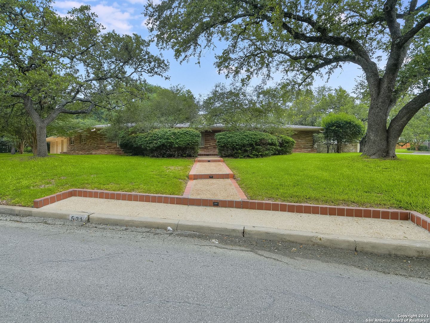 521 Canterbury Hill Street San Antonio TX 78209
