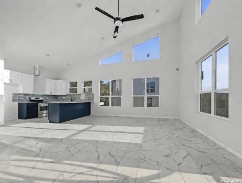 2292 Waterfront Park Canyon Lake TX 78133