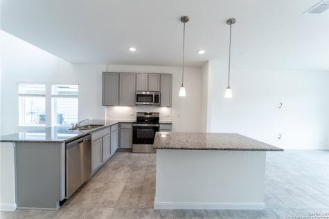 117 Lina Way Seguin TX 78155