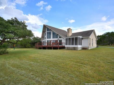 235 Blue Water Cove Wimberley TX 78676