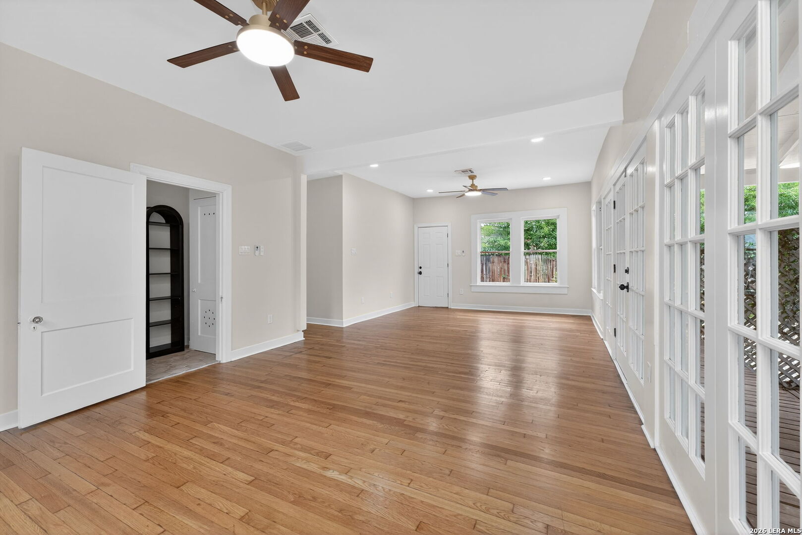 214 Ira San Antonio TX 78209