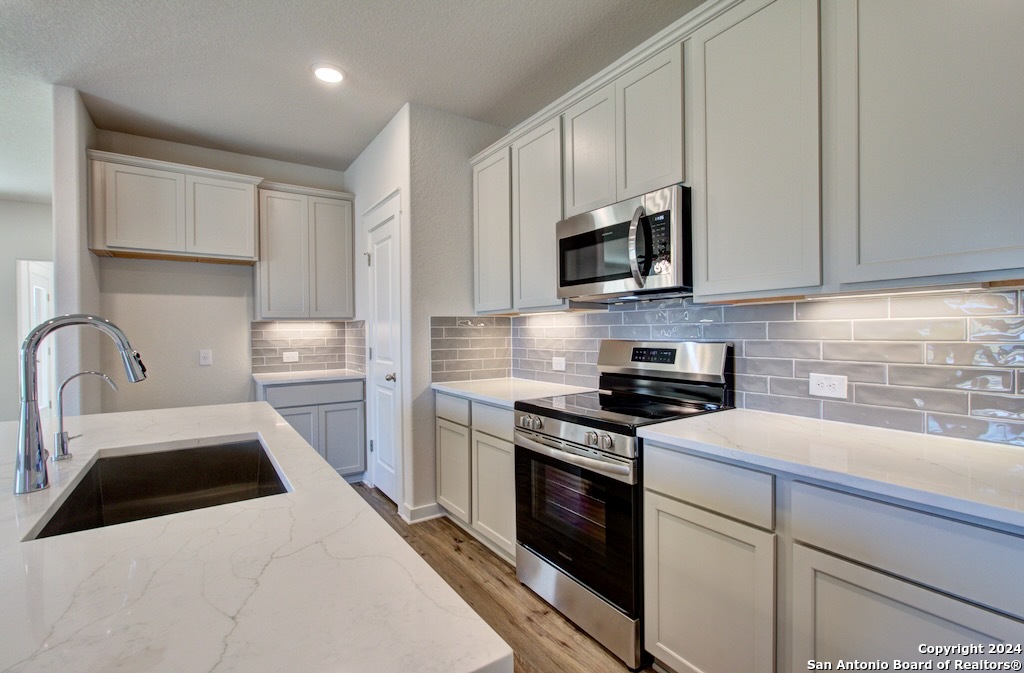 956 Tornado Ridge New Braunfels TX 78130