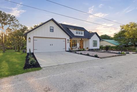 451 Legion Loop Kingsland TX 78639