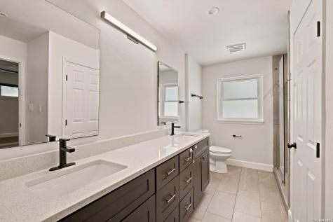 217 Gardenview Castle Hills TX 78213