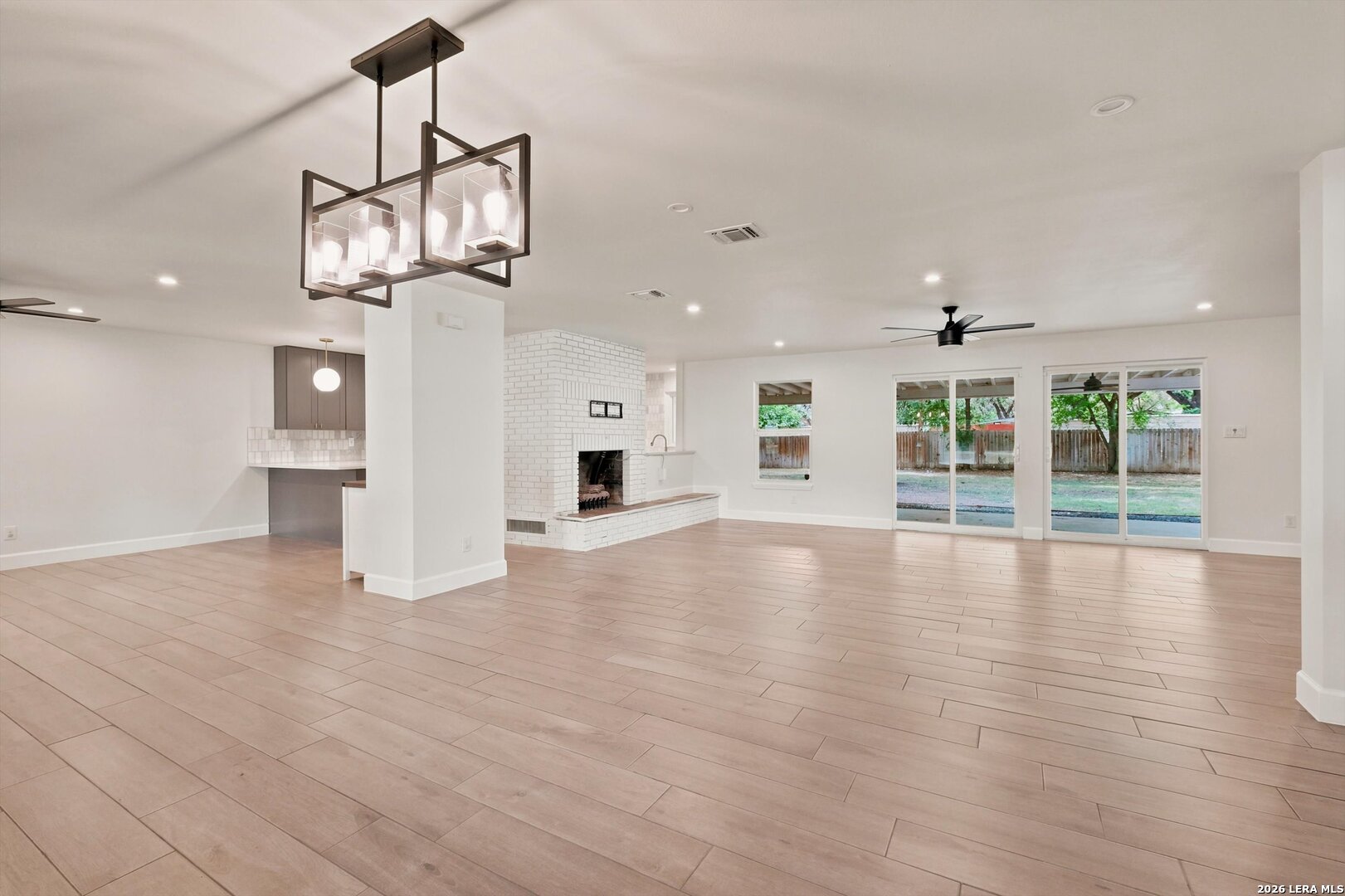 217 Gardenview Castle Hills TX 78213