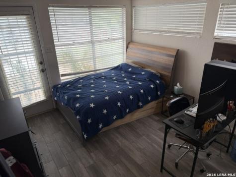 415 Irvington San Antonio TX 78209