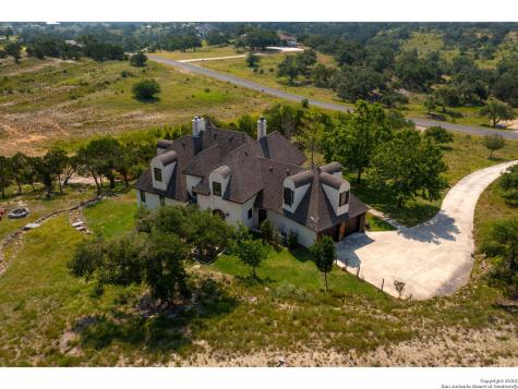 221 Dry Bear Creek New Braunfels TX 78132