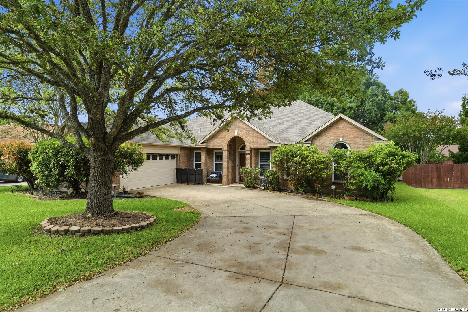 4301 Golden Oak Schertz TX 78154