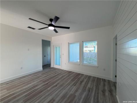 138 Sea Air Port Aransas TX 78373