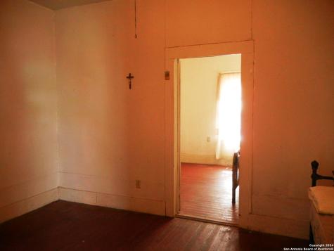 1845 Saltillo Street San Antonio TX 78207
