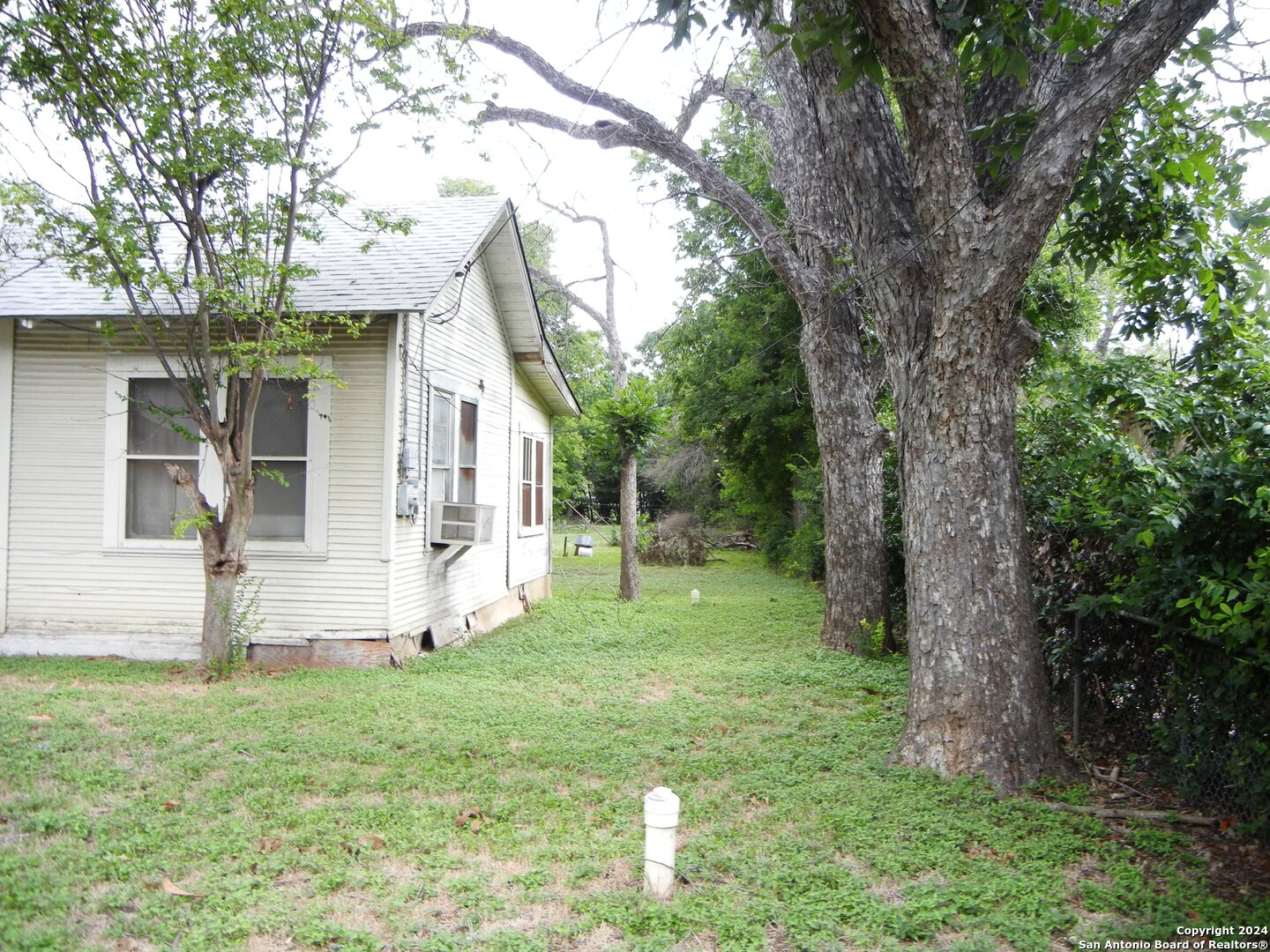 1845 Saltillo Street San Antonio TX 78207