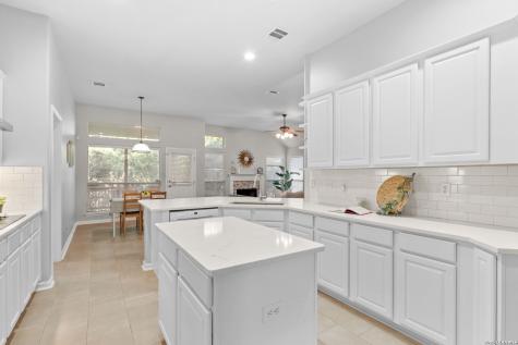 18806 Rogers Pass San Antonio TX 78258