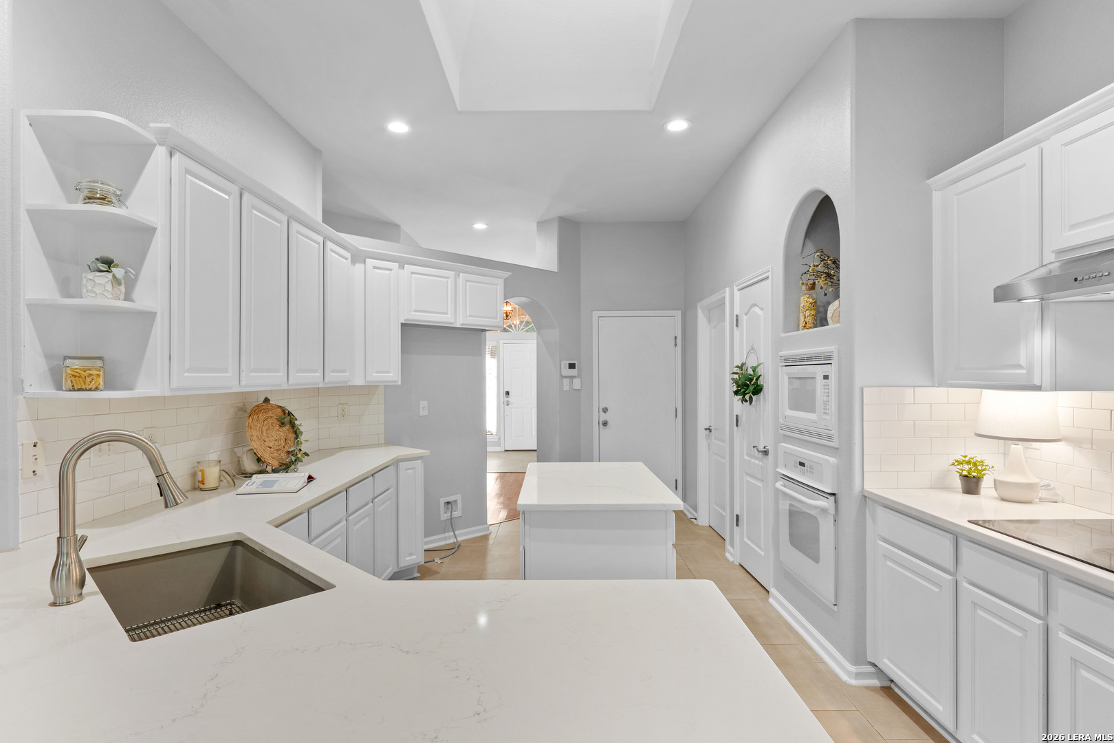 18806 Rogers Pass San Antonio TX 78258